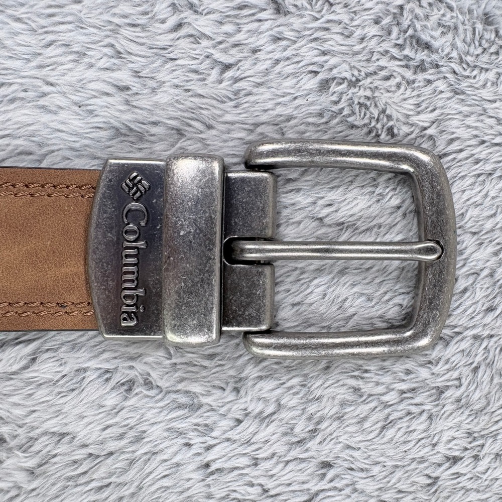 Columbia Men's‎ Reversible Silver Buckle Belt Size 38-40  Synthetic Leather